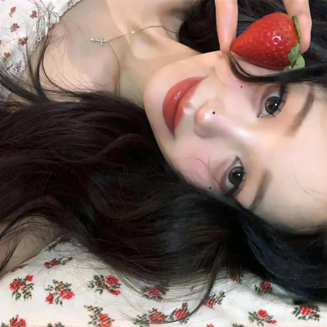 北极百货的秋乃小姐
